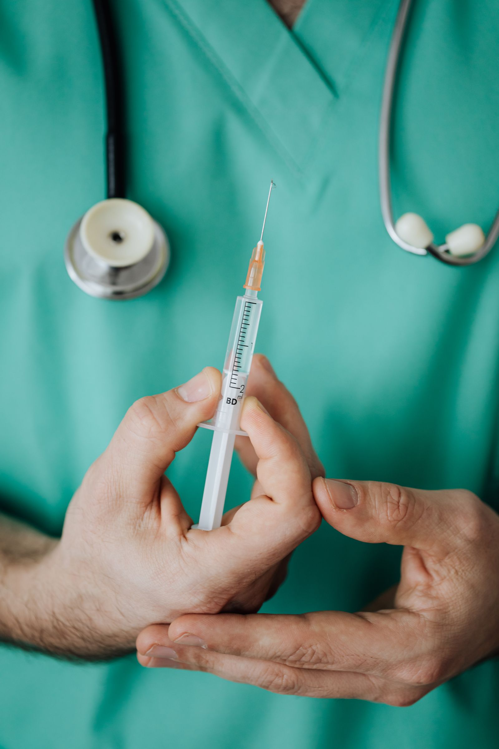 Preparing a regenerative injection syringe